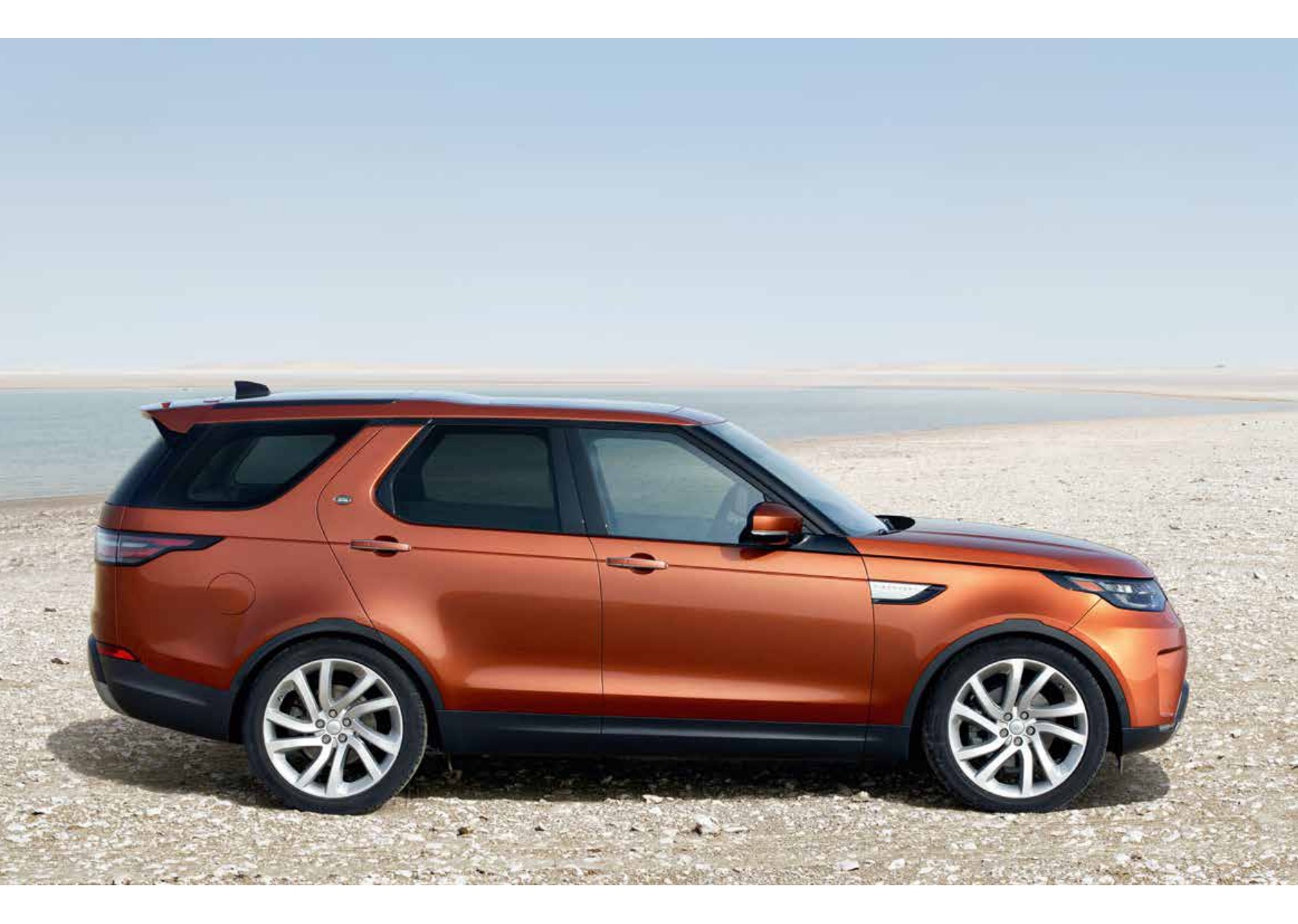 2017 Land Rover Discovery Brochure Page 47
